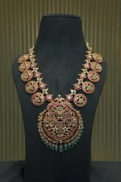 Bridal Gold Chooda & Kadas — Siddhivinayak Jewellers