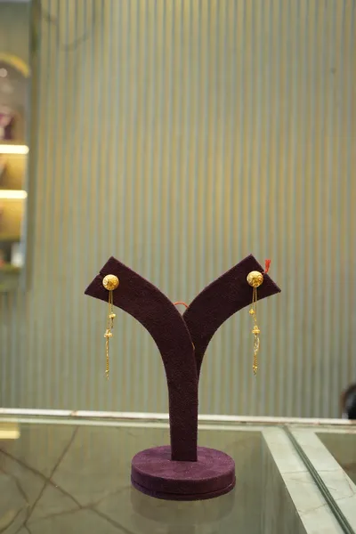 Chain Drop Gold Earrings — Siddhivinayak Jewellers