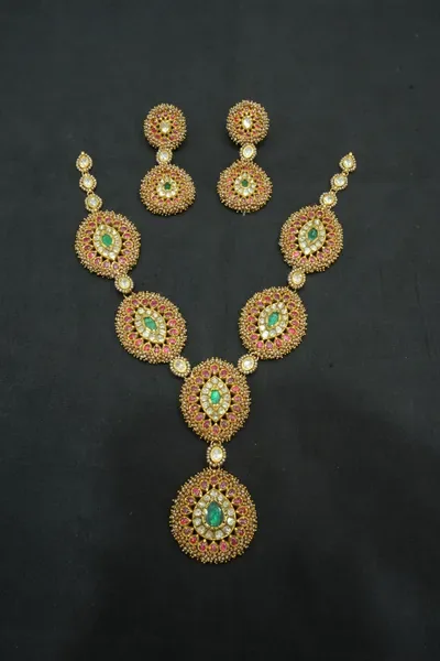 Antique Gold Coin Haar — Siddhivinayak Jewellers