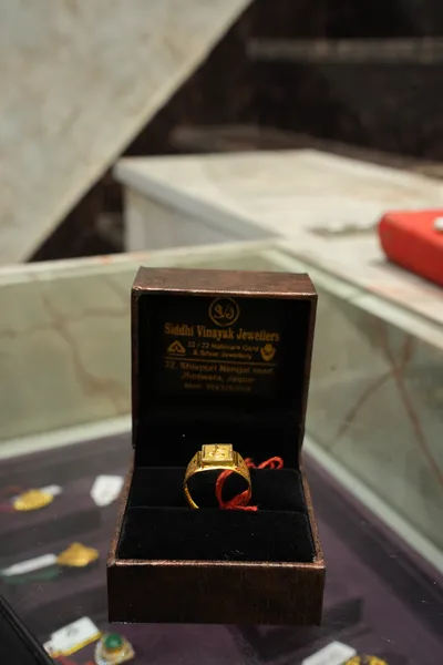 Royal Gold Crown Ring — Siddhivinayak Jewellers