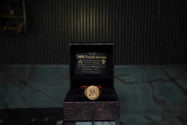 Royal Crest Gold Ring — Siddhivinayak Jewellers