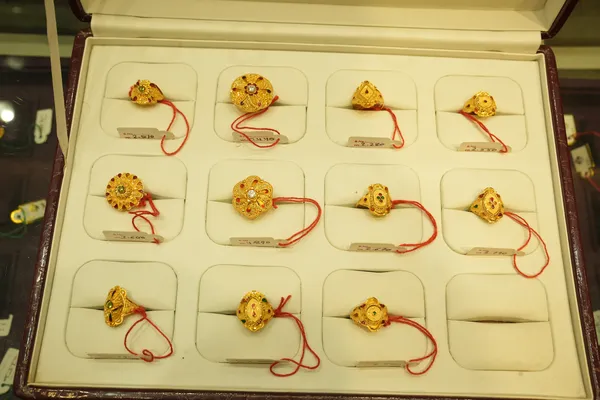 Velvet Display of Gold Rings — Siddhivinayak Jewellers